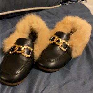 Size 35 SHEIN faux fur loafers!